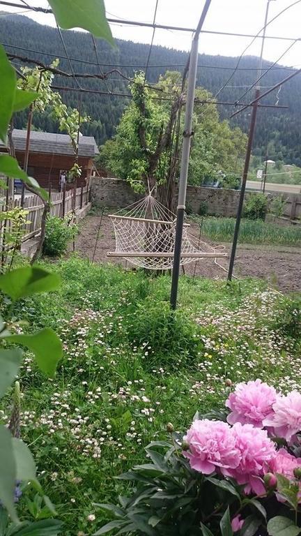 N&N Guest House Mestia Zewnętrze zdjęcie
