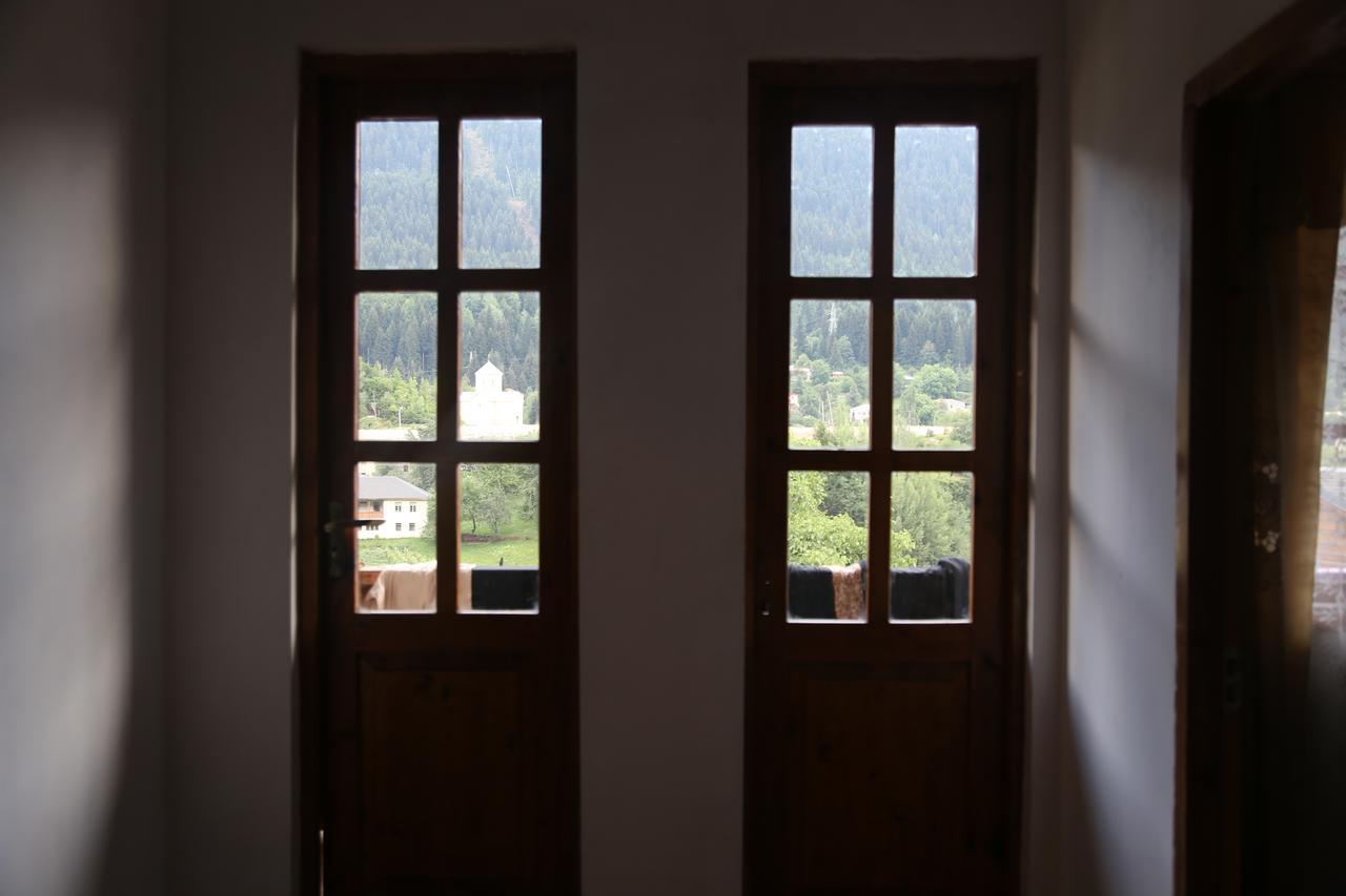 N&N Guest House Mestia Zewnętrze zdjęcie